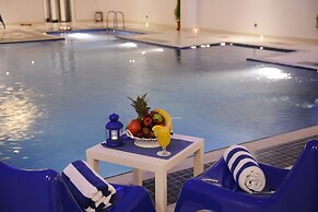 Al Hamra Palace By Warwick