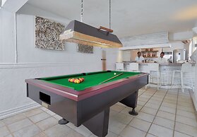 Le Beachclub Serviced Apartments and Villas