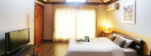 Aewol ParkHill Village