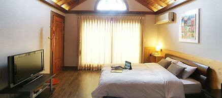 Aewol ParkHill Village