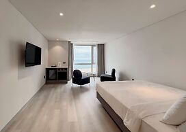 Ocean Suites Jeju Hotel