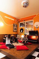 Sunflower Beach Backpacker Hostel