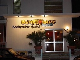 Sunflower Beach Backpacker Hostel
