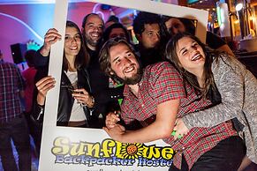 Sunflower Beach Backpacker Hostel