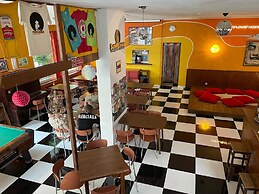 Sunflower Beach Backpacker Hostel