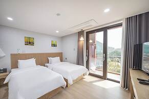 Dongbusan Oncheon Hotel