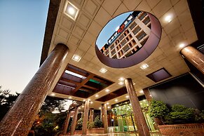 Dongbusan Oncheon Hotel