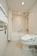 Hotel Hyundai by Lahan Mokpo