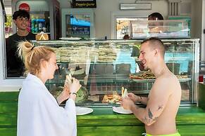 hu Roma Camping In Town