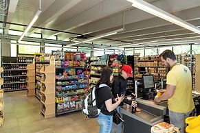 hu Roma Camping In Town