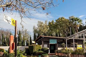 hu Roma Camping In Town