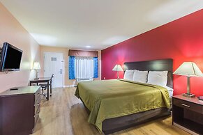 Quality Inn & Suites Bridge City/Orange