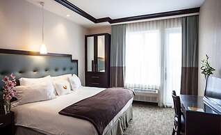 Aura Hotel Brooklyn
