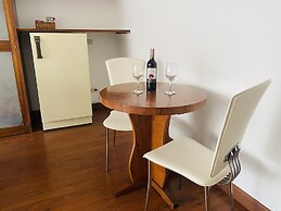 Hotel Retiro 84 by MIJ