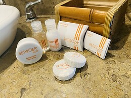 Hotel Retiro 84 by MIJ