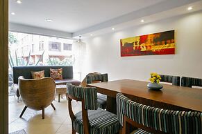 Hotel Retiro 84 by MIJ