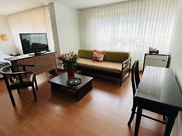 Hotel Retiro 84 by MIJ