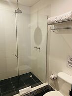 Hotel Retiro 84 by MIJ