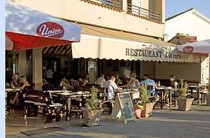 Hotel Miramare Njivice