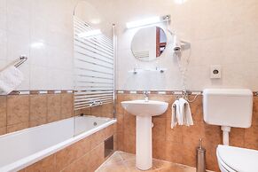 Hotel Miramare Njivice