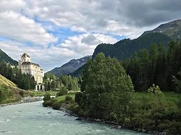 Schloss Hotel & Spa Pontresina