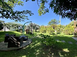 Paraiso Rainforest and Beach Hotel