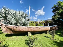 Paraiso Rainforest and Beach Hotel