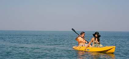 Paraiso Rainforest and Beach Hotel