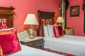 Spencer House Inn Bed & Breakfast