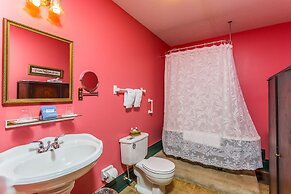 Spencer House Inn Bed & Breakfast