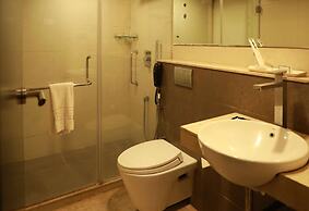 Quality Inn Bez Krishnaa