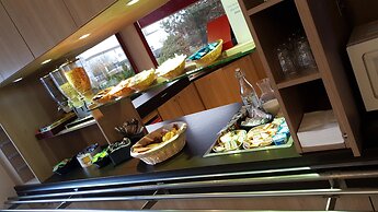 Welcomotel Coignières