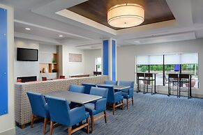 Holiday Inn Express Hotel & Suites Tullahoma by IHG