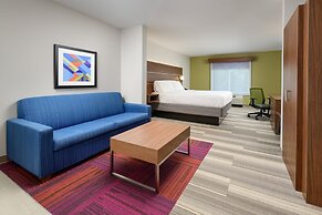 Holiday Inn Express Hotel & Suites Tullahoma by IHG