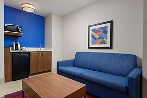 Holiday Inn Express Hotel & Suites Tullahoma by IHG
