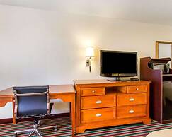 Quality Inn Dyersburg I-155