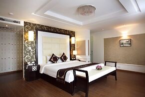 Hanoi Emotion Hotel