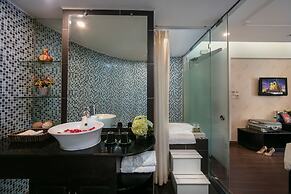 Hanoi Emotion Hotel