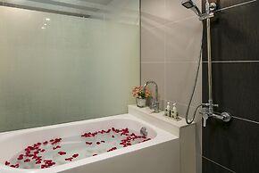 Hanoi Emotion Hotel
