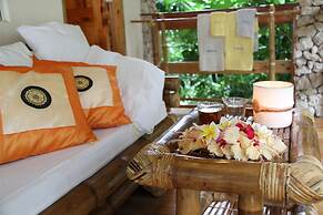 Tepanee Beach Resort