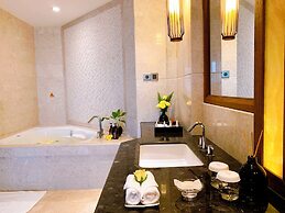 Crowne Plaza Danang by IHG