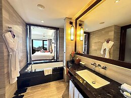 Crowne Plaza Danang by IHG