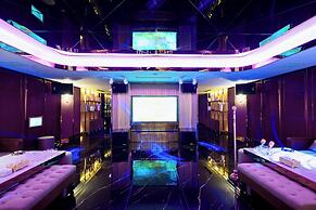 Crowne Plaza Danang by IHG