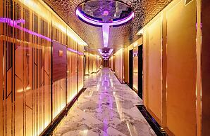 Crowne Plaza Danang by IHG