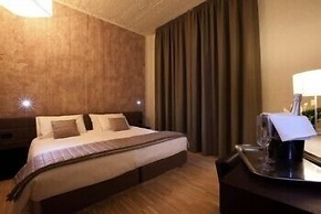 EKK Hotel