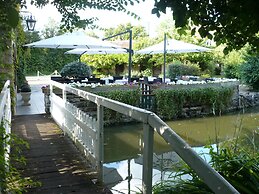 Hôtel & Restaurant Le Moulin de Chaméron, The Originals Relais (Relais