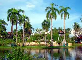 The Rim Resort
