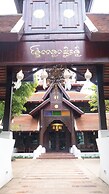 The Rim Resort