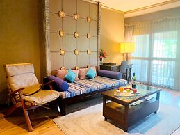 The Rim Resort
