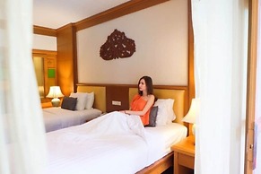 The Rim Resort